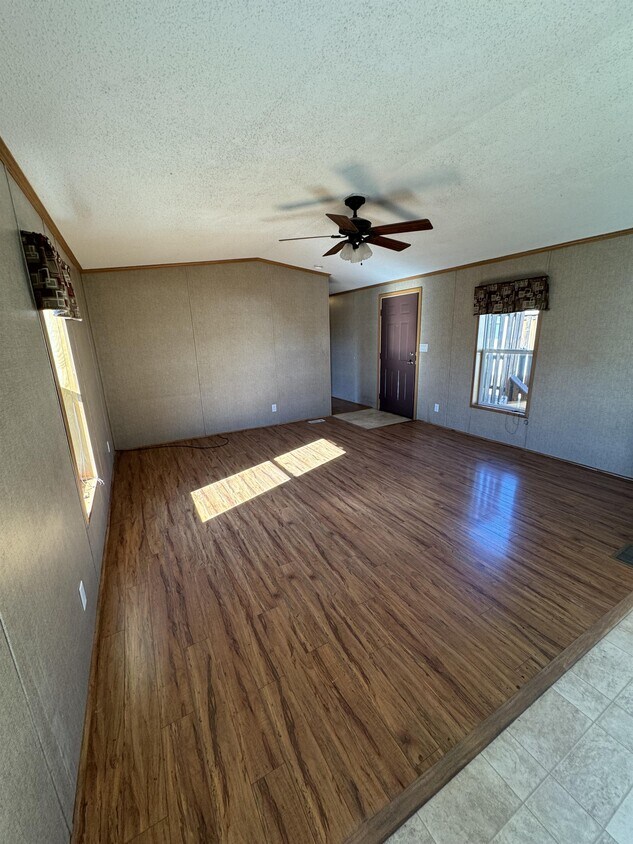 533 35th Ave NW, Sidney, MT 59270 House Rental in Sidney, MT