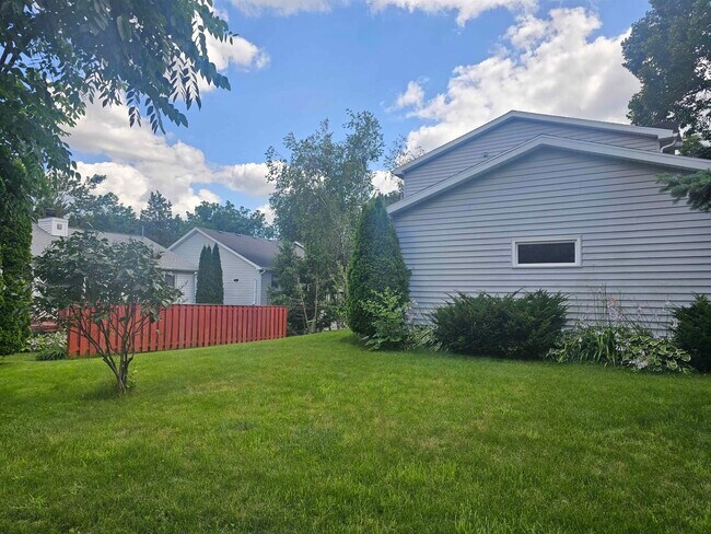 Foto del edificio - 7305 W Valley Ridge Dr