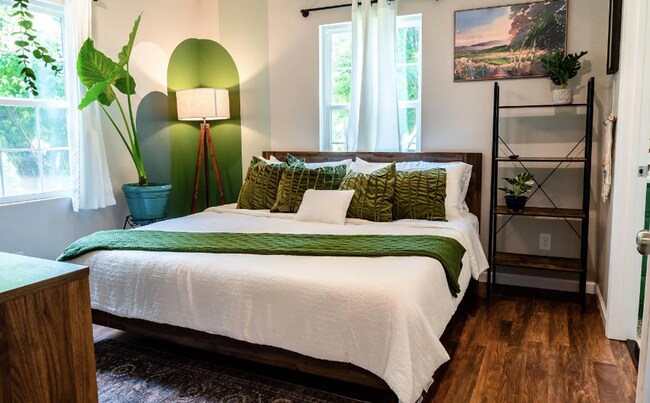 Foto del edificio - Adorable home available within 2 weeks of signing