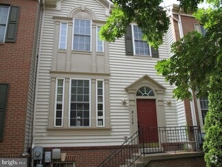 Building Photo - 8176 Skelton Cir