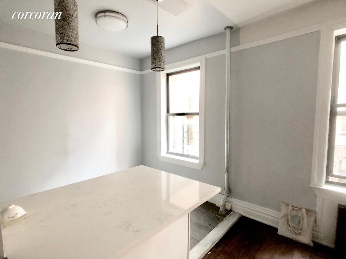 220 Cabrini Blvd Unit 2D, New York, NY 10033 Room for Rent in New