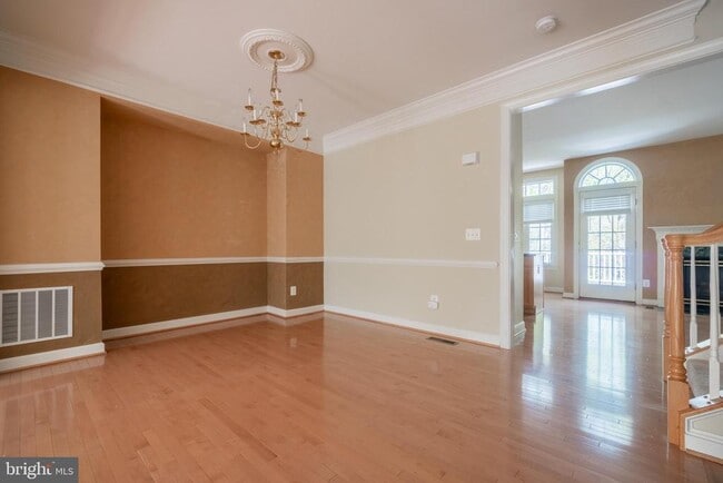Building Photo - 9209 Point Replete Dr
