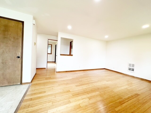 Foto del edificio - 5237 Beach Dr