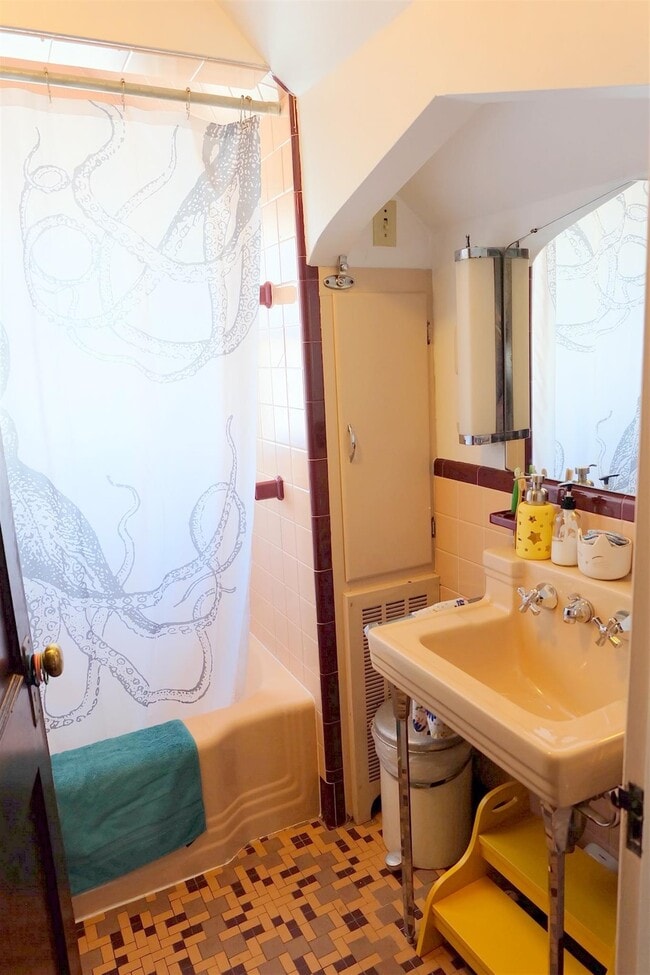 Foto del edificio - 63 Saunders St