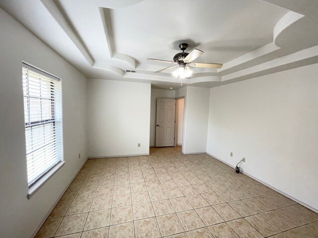 Foto del edificio - 4012 Eagle Ave