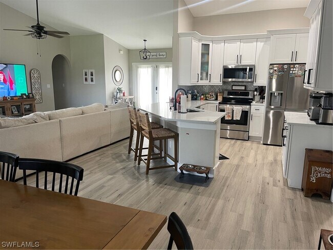Foto del edificio - 1229 SW 29th Terrace