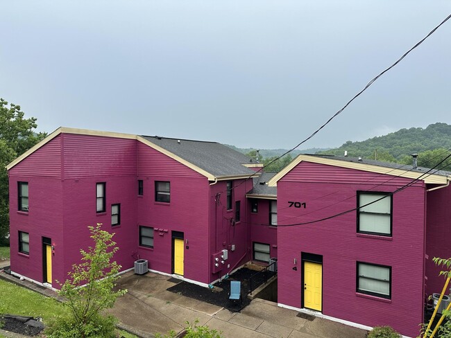Building Photo - 701 Wilkinson Blvd