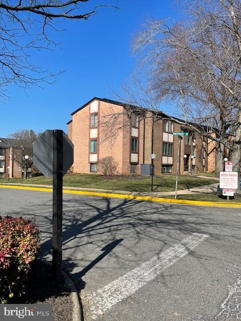 Foto del edificio - 9718 Kingsbridge Dr