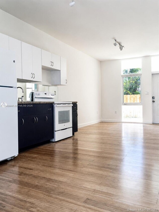 Foto del edificio - 428 NW 82nd Terrace