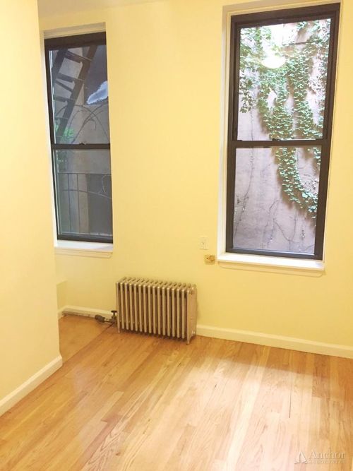Foto principal - 13 7th Ave S