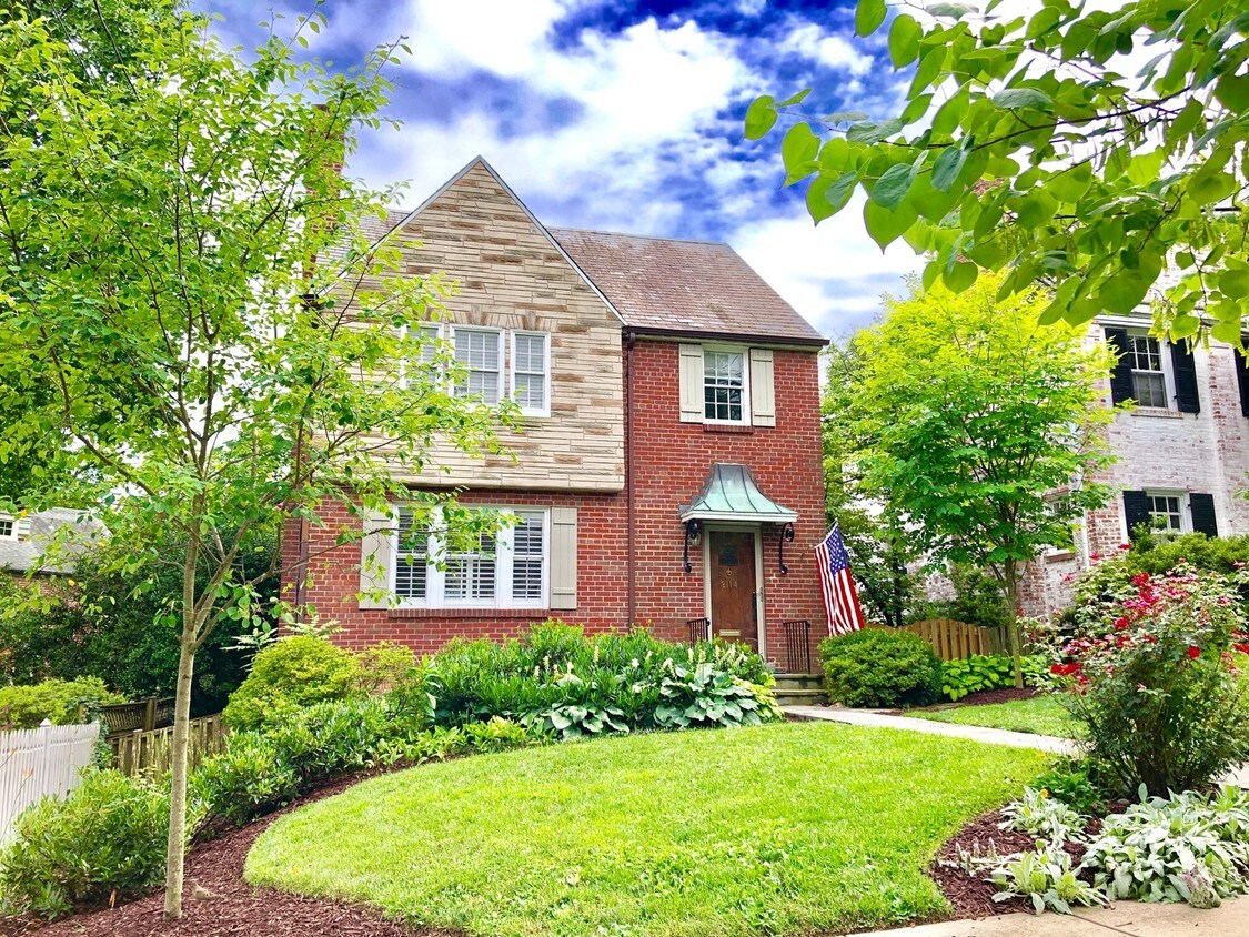 Primary Photo - 3114 Tennyson St NW