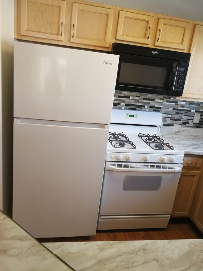 Foto del edificio - 4308 W Lake Mead Blvd