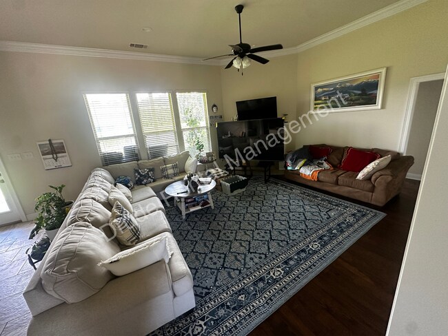 Foto del edificio - Perfect Neighborhood Living