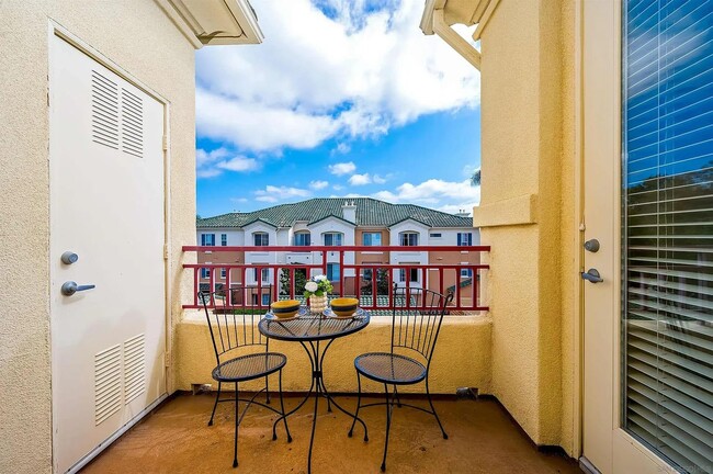 Foto del edificio - 12368 Carmel Country Rd