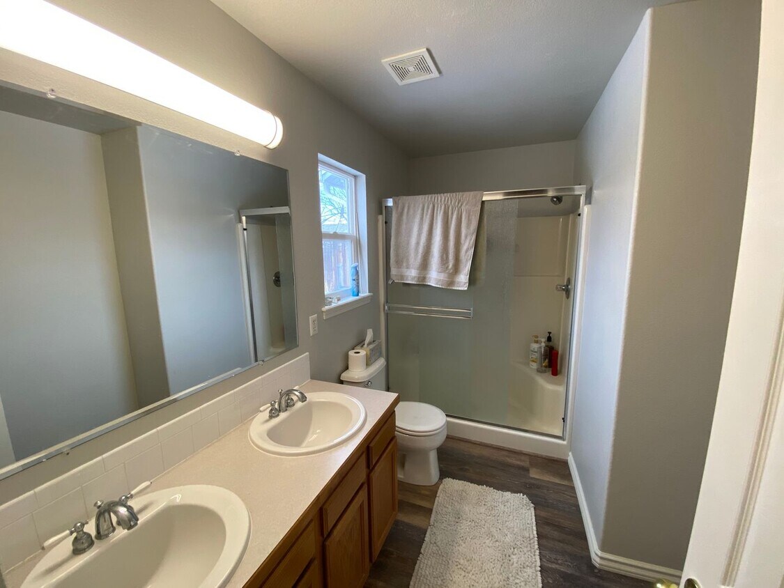 Foto del edificio - Fully Remodeled Home in Windsor