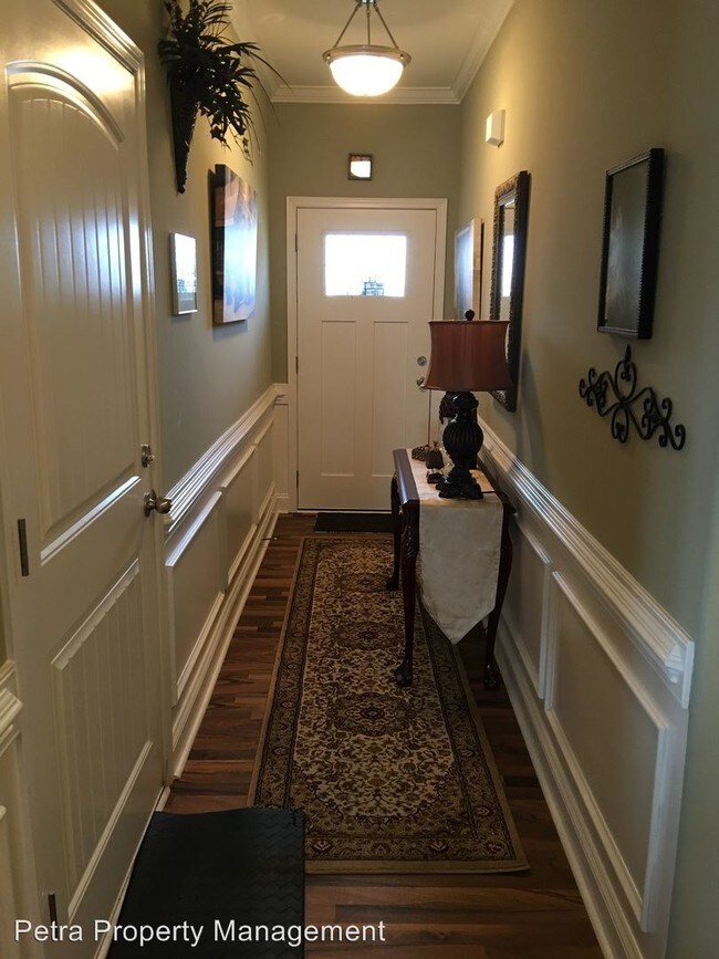 Foto del edificio - 2 br, 2 bath House - 332 Linden Hall Court