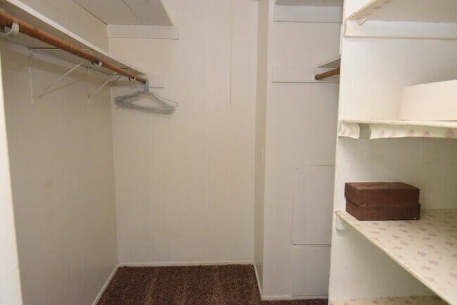 Building Photo - Topsfield 1 bedroom Condo