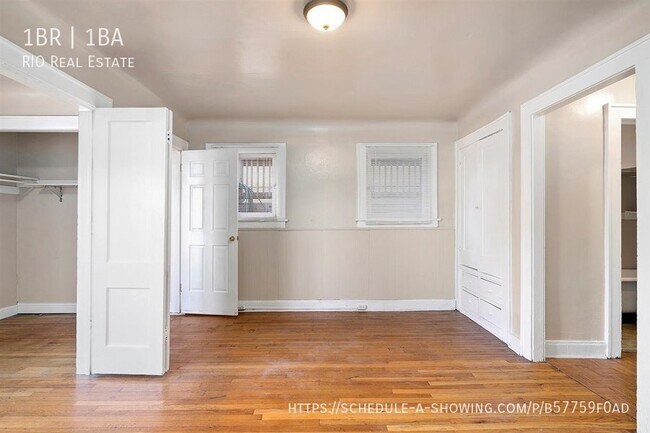 Foto del edificio - Beautiful 1 Bedroom and close to CHEESMAN ...