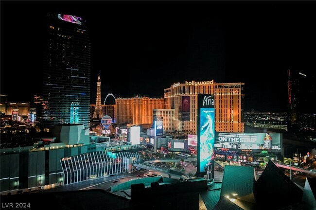 Building Photo - 3726 S Las Vegas Blvd