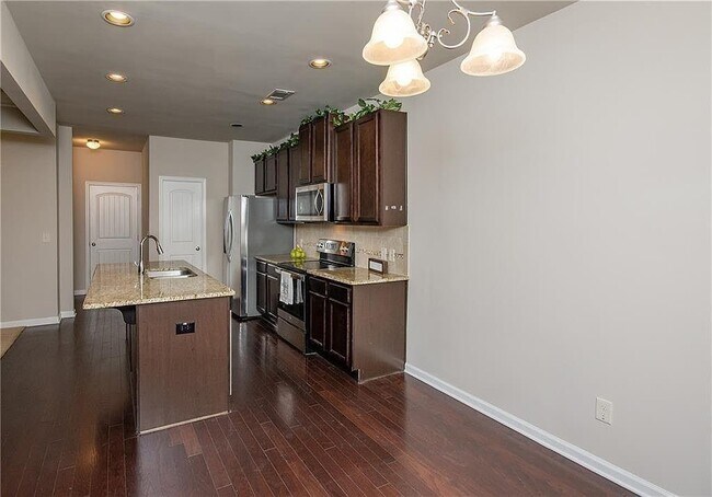 Foto del edificio - 7490 Silk Tree Pointe