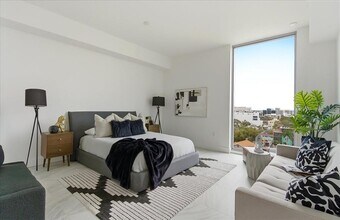 Building Photo - 777 3rd Ave N