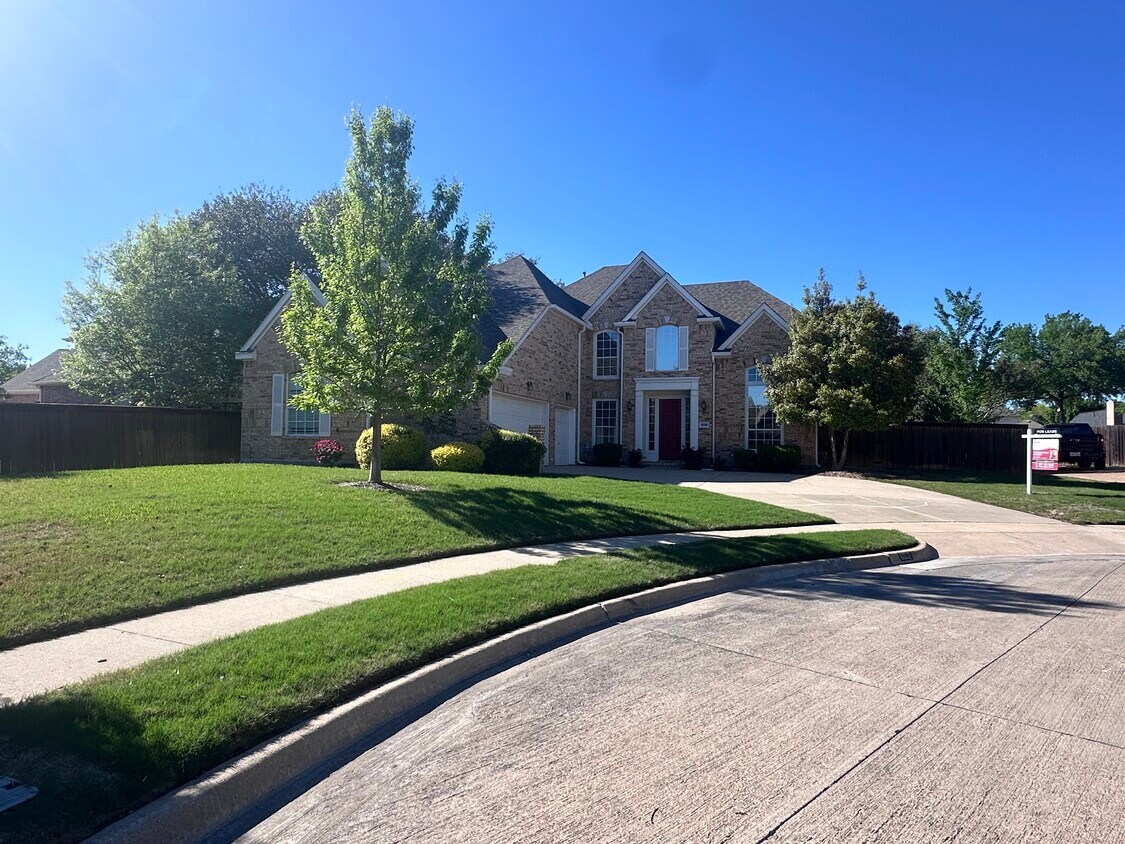 Foto principal - 602 Signet Ct