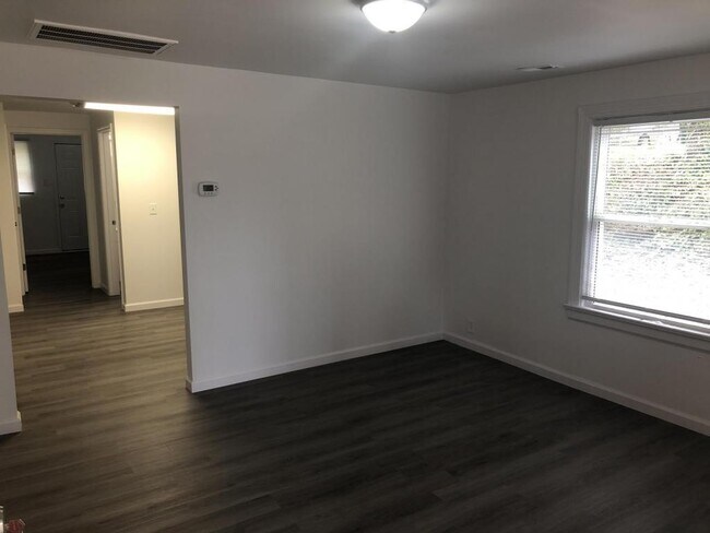 Foto del edificio - 1609-B Gunter st, 27707