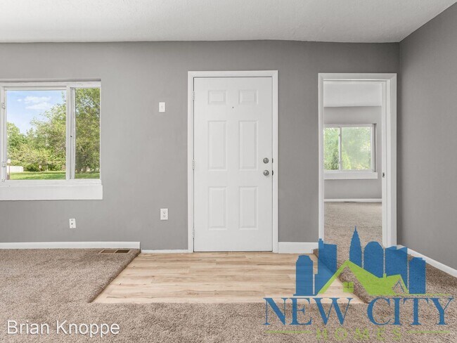 Foto del edificio - 3 br, 1 bath House - 3551 2nd Ave.