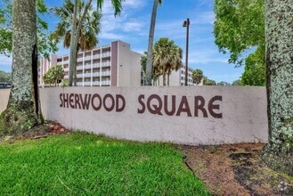 Building Photo - 1100 NW 87th Ave