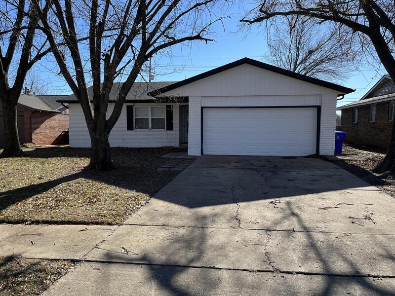 Primary Photo - 1509 W Vandalia St