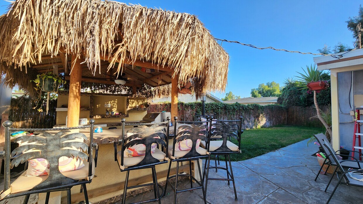 TikiBar/Grill Area - 1609 Dahlia Ave