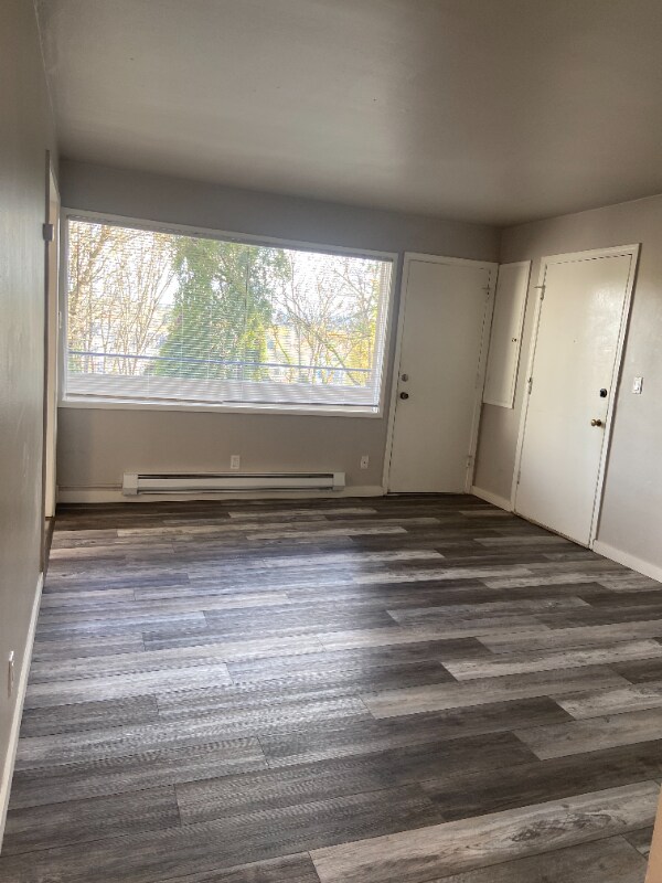 Building Photo - 4636 22nd Ave NE