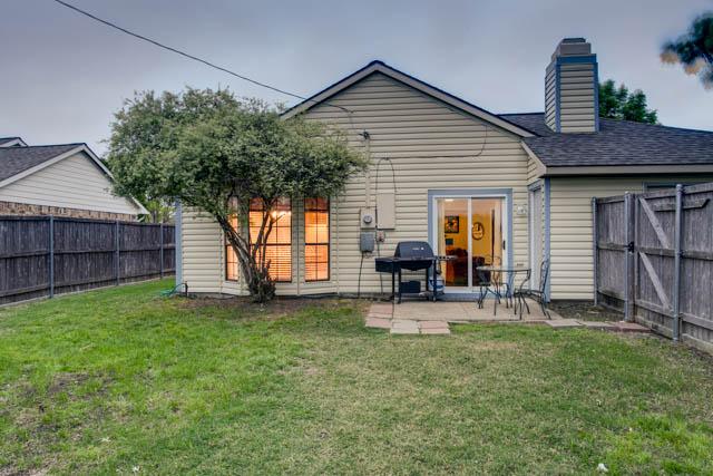 Building Photo - 4609 Miramar Dr