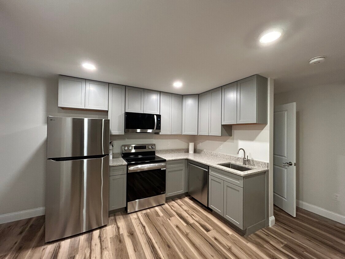 Cocina - 376 Colchester Ave