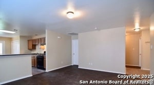 Foto del edificio - 9011 Hilltop Crossing Dr