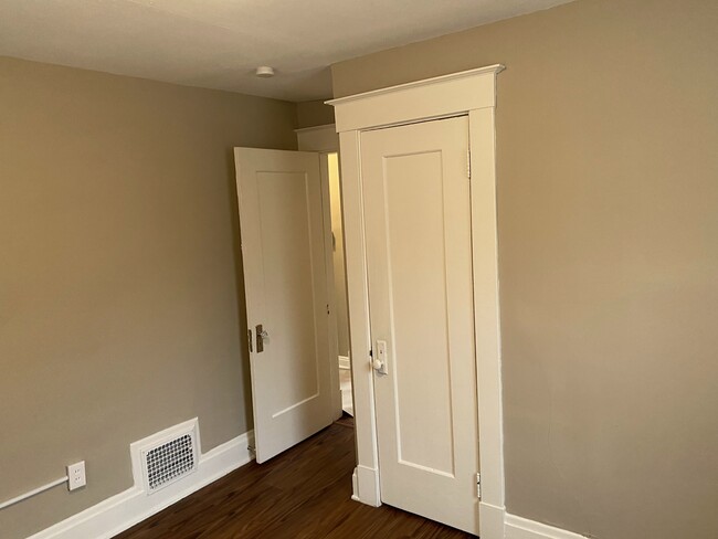 Building Photo - 612 Highland Pike
