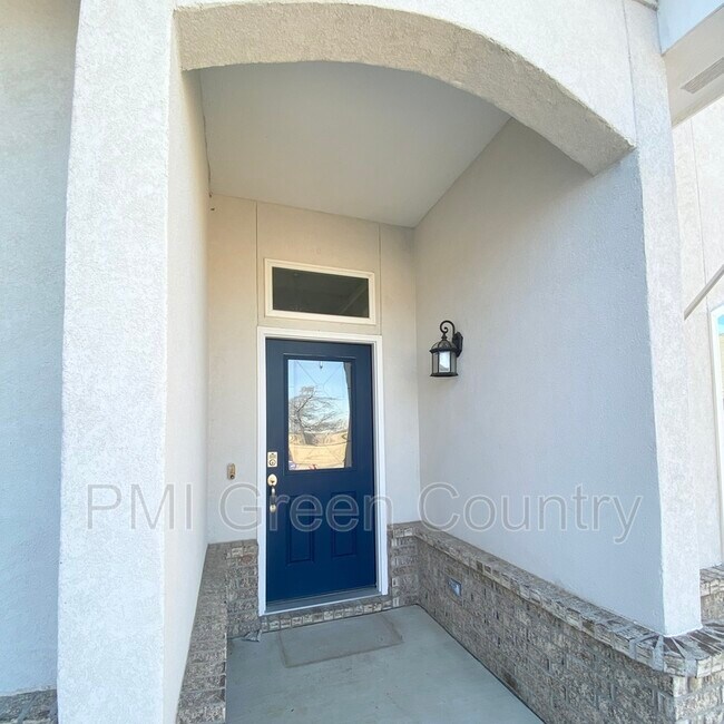 14744 S Lakewood Pl, Bixby, OK 74008 House Rental in Bixby, OK