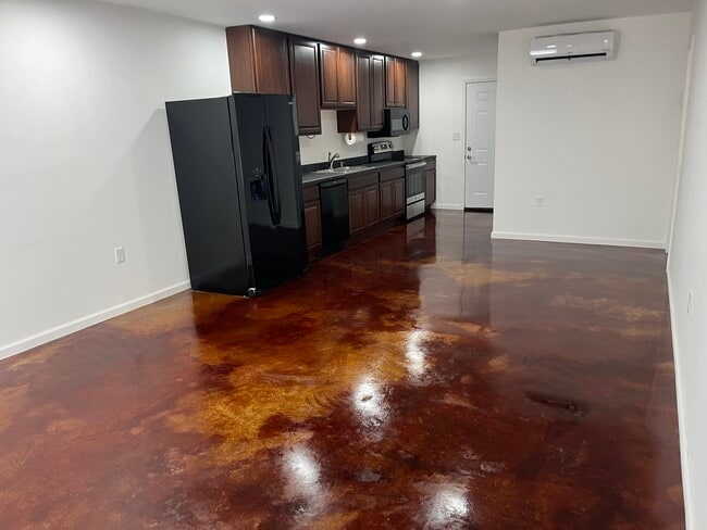 Photo - 410 Brelands Overlook Dr Apartments