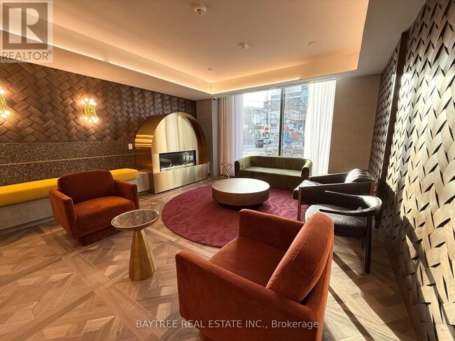 Photo du bâtiment - 5 Lakeview Ave