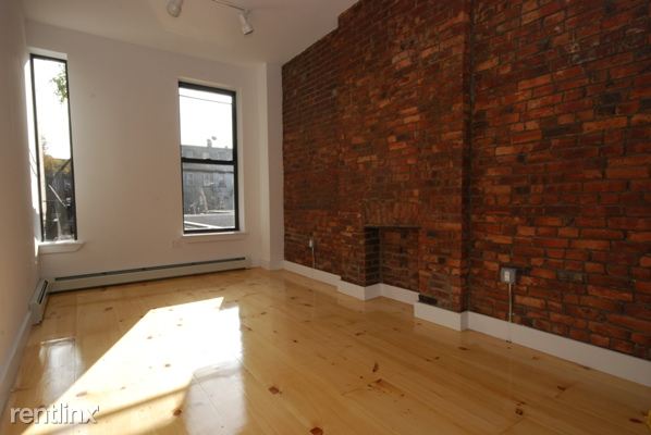 Building Photo - 806 Dean St