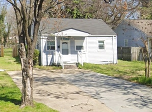 Building Photo - 227 Settlers Landing Rd