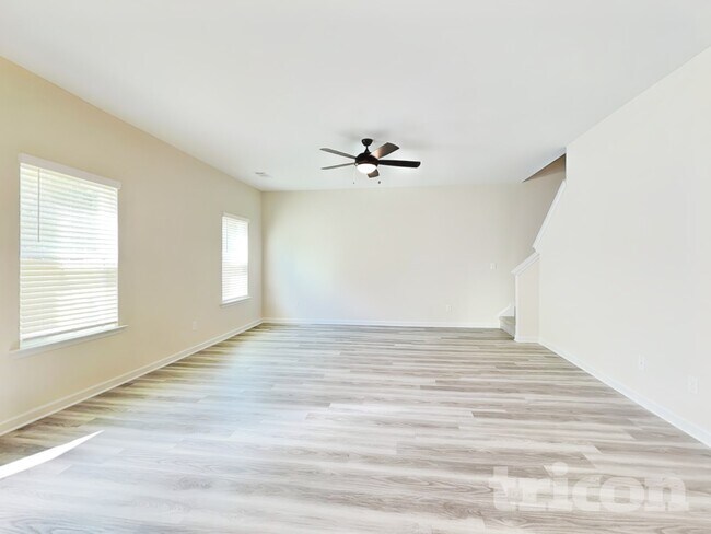 Building Photo - 3725 Saddle Bag Ct