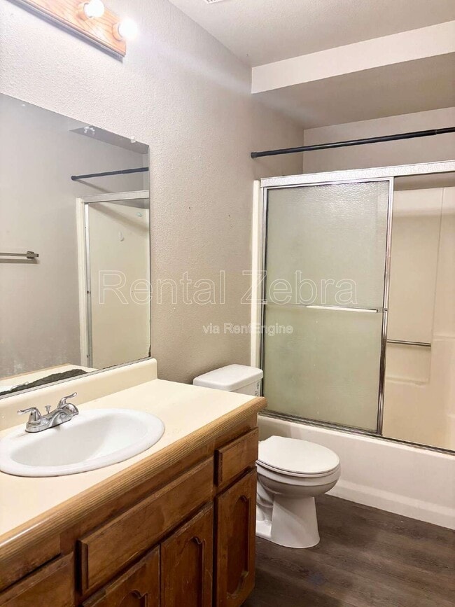 Foto del edificio - 1702 Joseph Ct