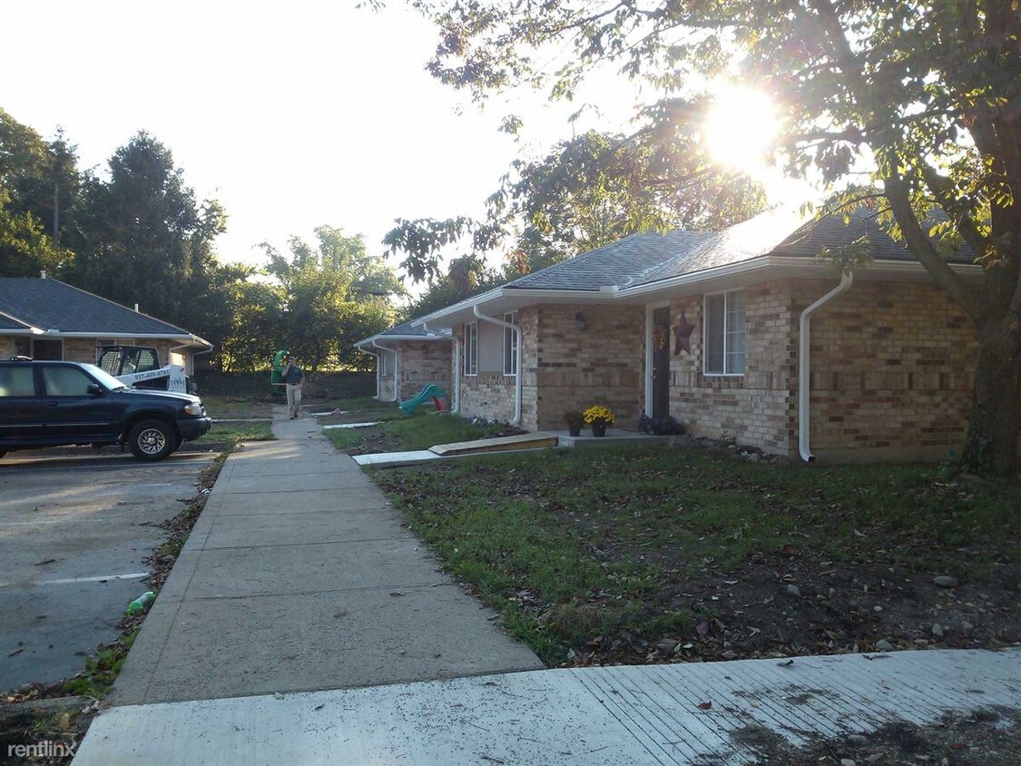 11798 Gerlaugh Rd, Medway, OH 45341 Condo for Rent in Medway, OH