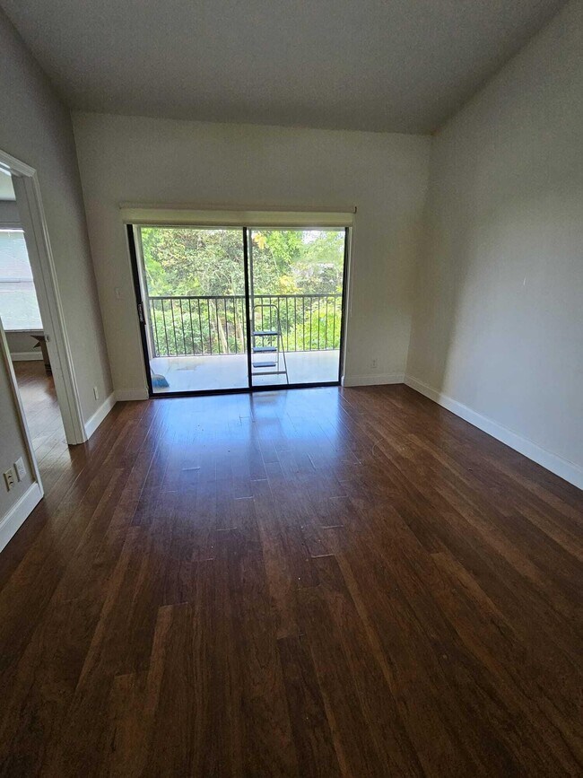 Foto del edificio - 3130 Millwood Terrace
