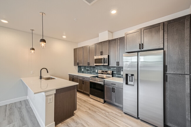 Kitchen - 1208 Quitman St