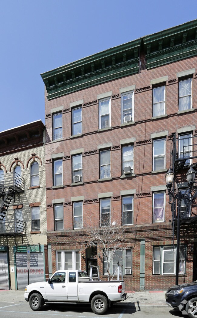 1511 Summit Ave, Union City, NJ 07087 Apartments Union City, NJ