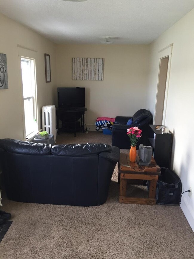 Building Photo - 311 America Ave NW