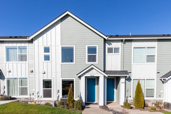 Building Photo - 18245 SW Aspen Butte Ln