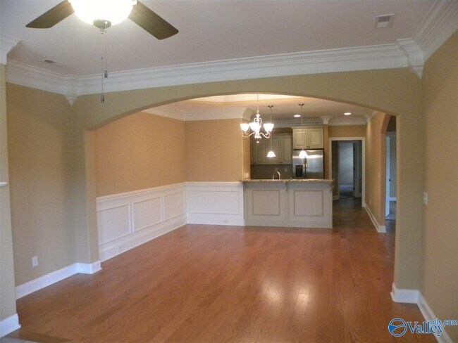 Building Photo - 33 Atherton Cir SW